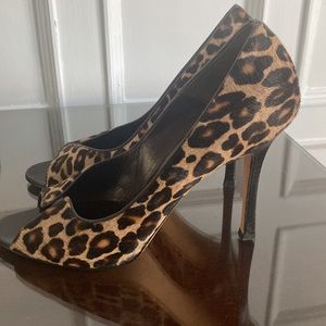 Manolo Blahnik Leopard heels